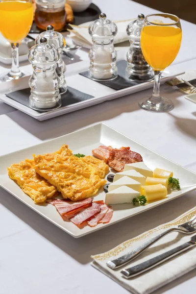 Ham and eggs breakfast served in restaurant — 스톡 사진