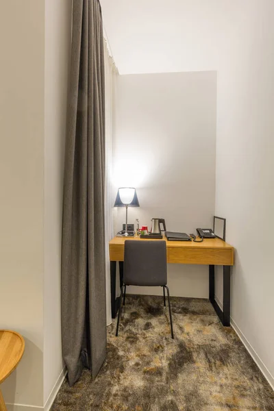 ホテルの部屋のインテリア、作業スペース — ストック写真