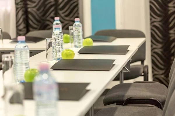 Interno Una Sala Conferenze Hotel Pronta Una Riunione — Foto Stock