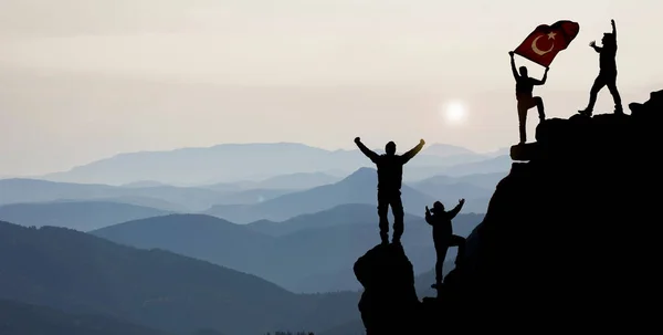 rock climbing the success of the team