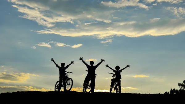 Консерваціоністська велосипедна команда та команда велосипедистів — стокове фото