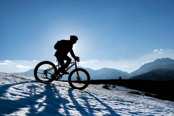 Wheeled snow fat bike rides — Stock Photo, Image