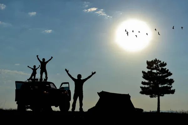 Camping & levantarse temprano y la vida en el campamento — Foto de Stock