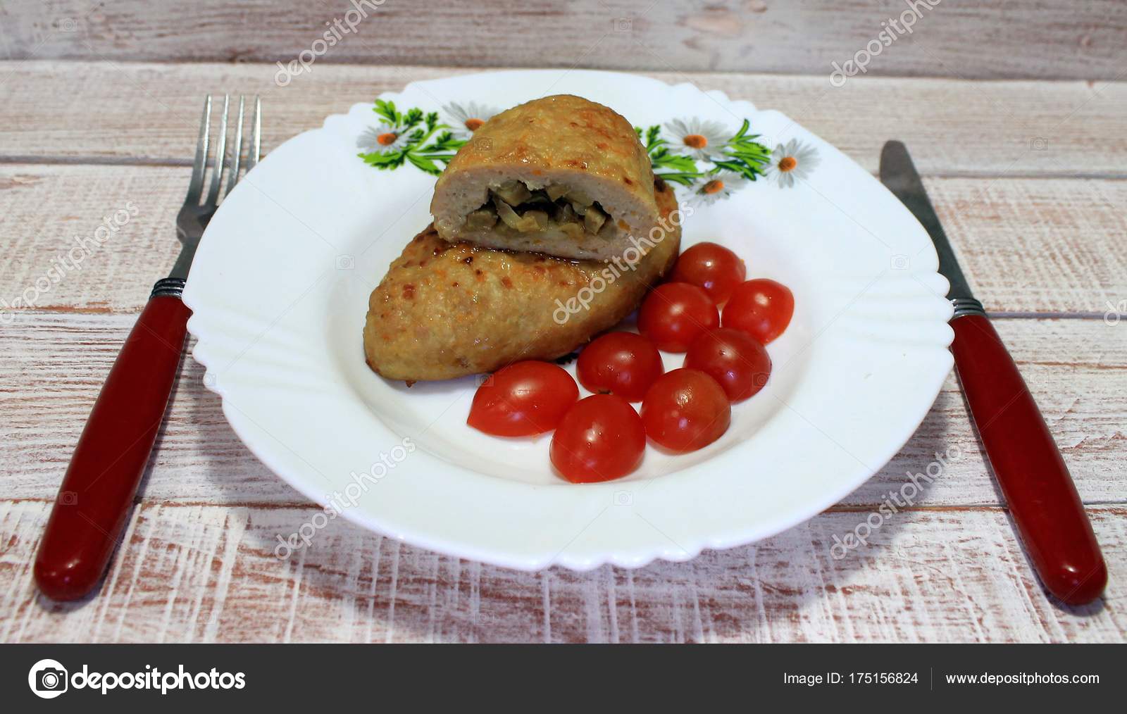 Куриные котлеты с грибами и овощами — 3