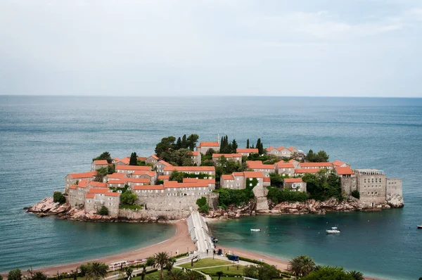 Sveti Stefan is a small islet on the Adriatic coast of Montenegr — Stock Photo, Image