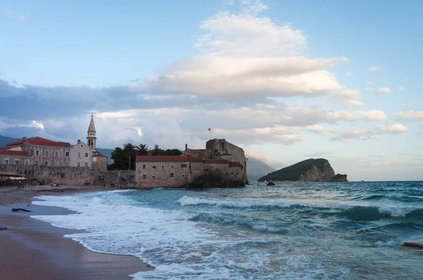 Budva is a Montenegrin town on the Adriatic Sea — Stock Photo, Image