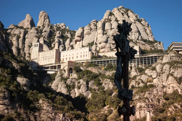 Santa Maria de Montserrat é uma abadia beneditina — Fotografia de Stock