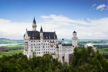 Neuschwanstein Şatosu Fussen Bavyera yakınındaki sarayıdır