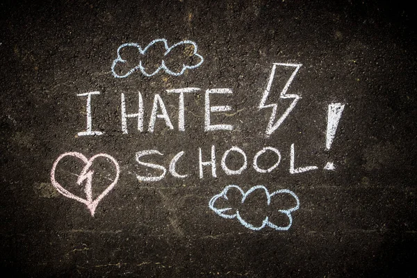 Ненавижу Школу Написанную Мелом Дорожке Плохое Отношение Школе Хочу Идти — стоковое фото