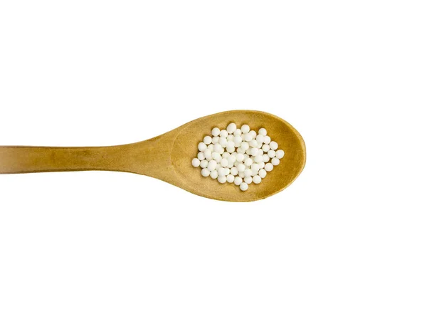 Houten Lepel Met Kleine Witte Ronde Homeopathie Pillen Geïsoleerd Witte — Stockfoto