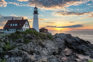 Portland kafa feneri, Cape Elizabeth, Maine güneş doğarken.