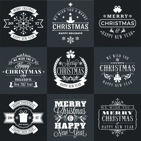 Set de Feliz Navidad y Feliz Año Nuevo Insignias Decorativas para Tarjetas de felicitación o Invitaciones. Ilustración vectorial en blanco y negro — Vector de stock