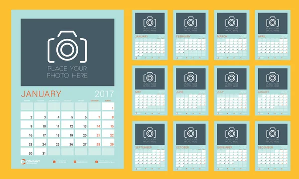 Kalendervorlage für 2017 Jahr. Die Woche beginnt am Montag. Satz von 12 Monaten. Schreibwarendesign. Vektorillustration — Stockvektor