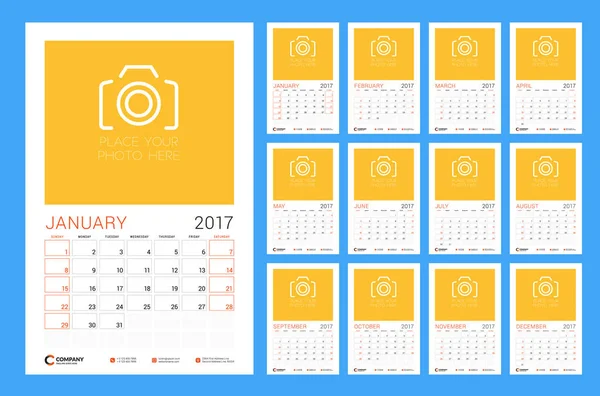 Plantilla de calendario para 2017 Año. La semana empieza el domingo. Conjunto de 12 meses. Diseño de Papelería. Ilustración vectorial — Vector de stock