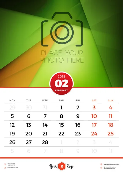 Πρότυπο ημερολόγιο τοίχου για το έτος 2018. Φεβρουαρίου. Διάνυσμα πρότυπο σχεδίασης με αφηρημένα φόντο. Θέση για φωτογραφία. Εβδομάδα ξεκινά τη Δευτέρα. Κατακόρυφο προσανατολισμό — Διανυσματικό Αρχείο