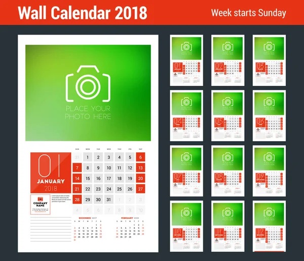 Duvar takvimi şablonunu 2018 yıl için. 12 ay kümesi. Vektör tasarım yer için fotoğraf yazdırma şablonu. Hafta Pazar günü başlar