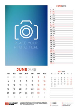 Vektör takvim planlayıcısı şablon 2018 yıl için. Haziran. Vektör tasarım yer için fotoğraf yazdırma şablonu. Hafta Pazartesi günü başlar