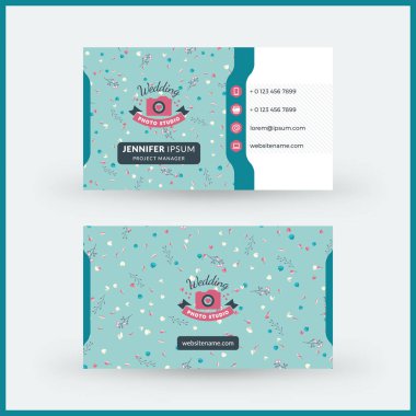 Sevimli çiçek arka plan ile çift taraflı yatay modern kartvizit şablonu. Vektör mockup Illustration. Kırtasiye tasarımı