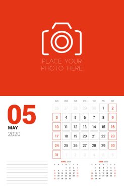 2020 yılının duvar takvimi planlayıcı şablonu. Mayıs 2020. Sayfada 3 ay. Hafta pazar günü başlıyor. Vektör illüstrasyonu