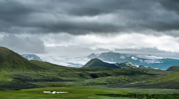 İzlanda da trekking — Stok fotoğraf