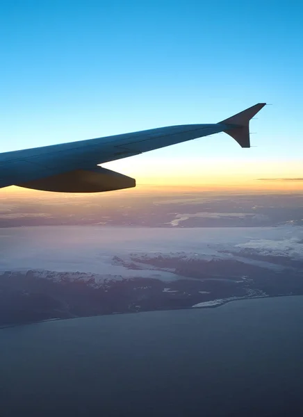 Вид из окна самолета — стоковое фото