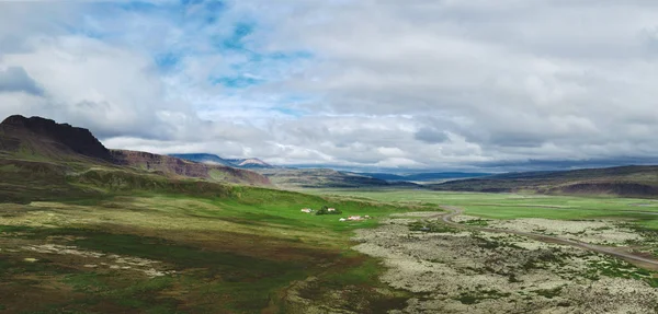 아이스 랜드의 아름다운 산 풍경 — 스톡 사진