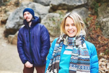 mutlu çift cliff altında