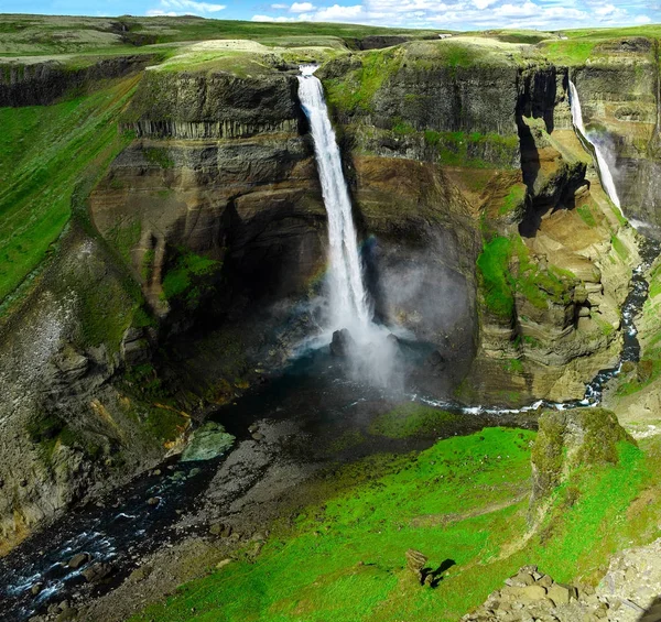 Célèbre cascade de Haifoss dans le sud de l'Islande — Photo