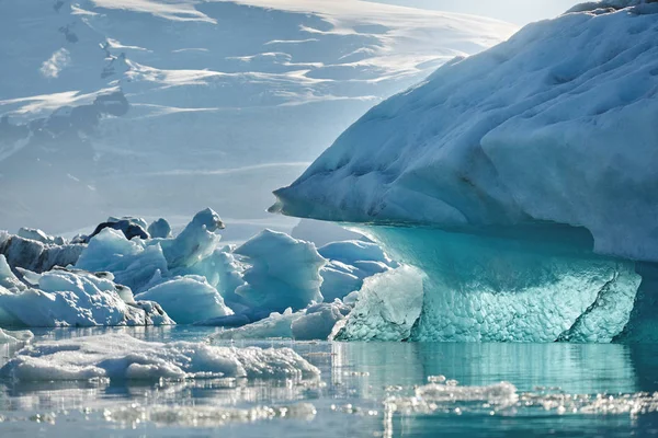 빙하 석호만의 아름다운 차가운 풍경, — 스톡 사진