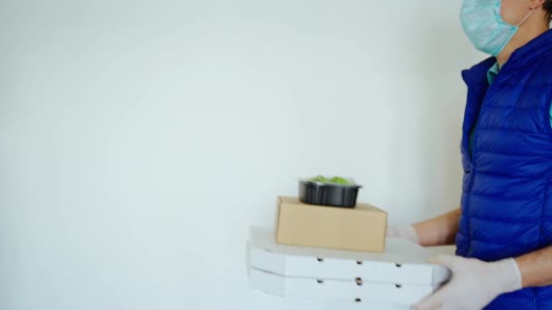 Comida Entrega durante cuarentena . — Vídeos de Stock