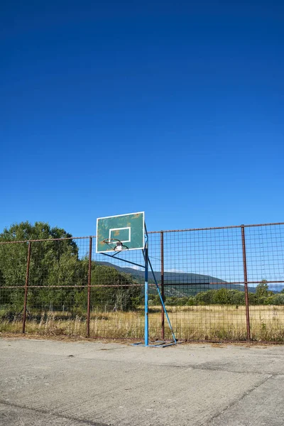 Velha Quadra Basquete Uma Pequena Cidade — Fotografia de Stock