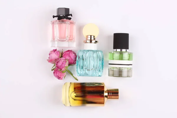 Set Aroma Perfumes Rose Flowers White Background — Stock Photo, Image