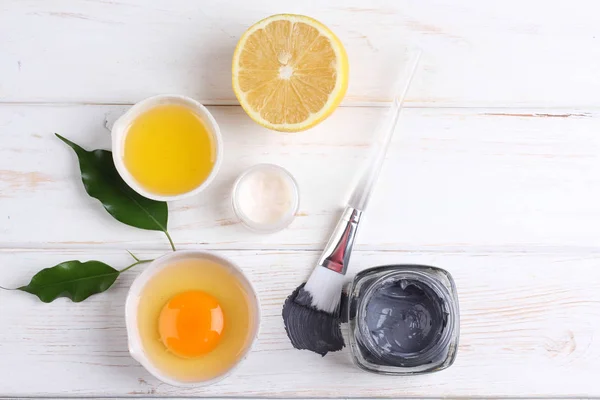 Top View Organic Cosmetics Set Creams Lemon Slice Egg Yolk — ストック写真