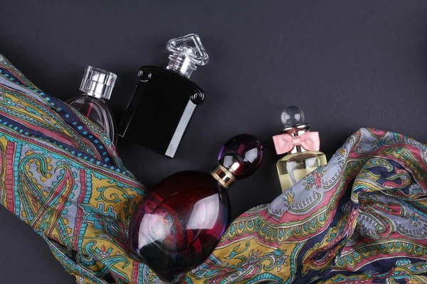 Set Perfumes Clothes Black Background — Stockfoto