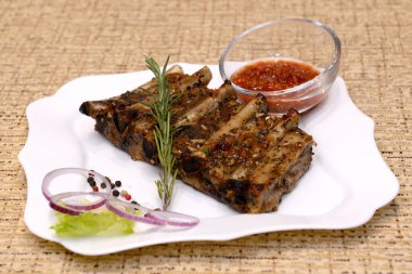 Geleneksel Romanya yemekleri için menü