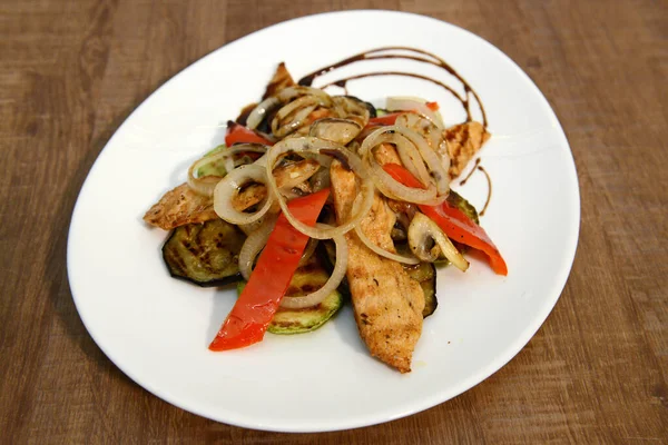 Geleneksel Romanya yemekleri için menü