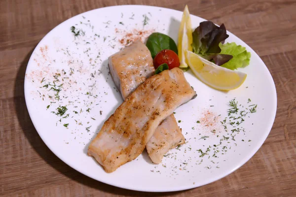 Geleneksel Romanya yemekleri için menü