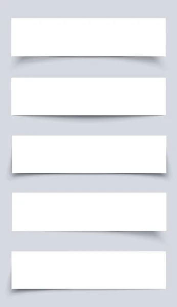 Σετ λευκά mock up χάρτινα Banners με σκιές σε γκρίζο φόντο. Συλλογή σχεδιασμός υλικού mockup πανό διανυσματικά εικονογράφηση. — Διανυσματικό Αρχείο