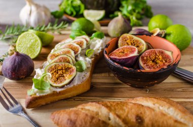 İncir ile taze baget