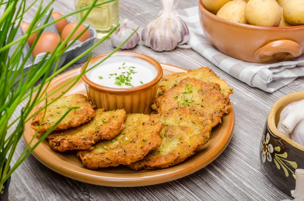 Potato pancakes with cheese — Stock Photo, Image