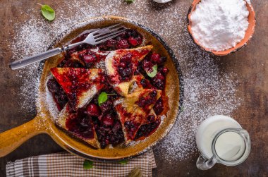 Çilek ile Fransız toats