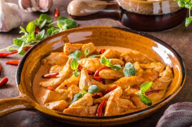 Lezzetli köri ev yapımı