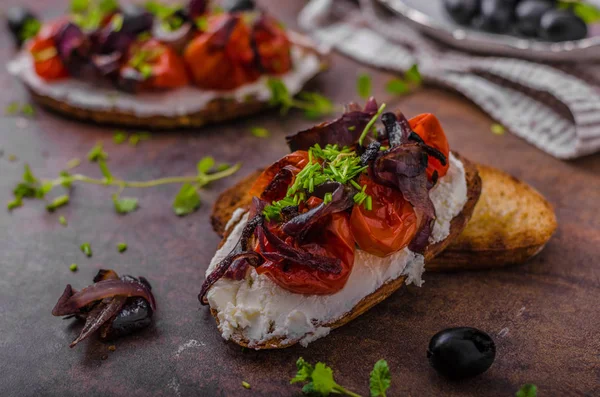 Toast with roasted vegetable — Stock Photo, Image