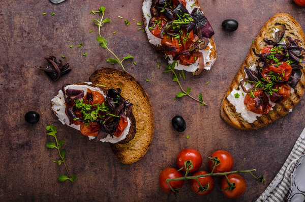 Toast with roasted vegetable