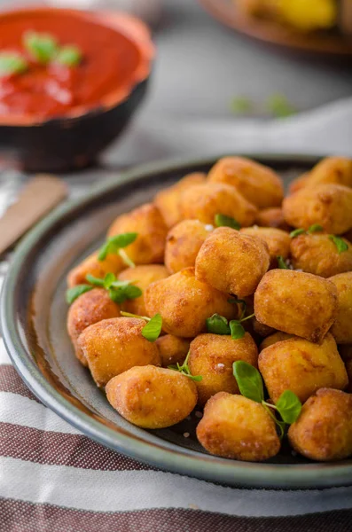 Kroket mini goreng buatan sendiri — Stok Foto