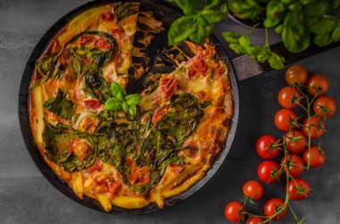 Fırında sebze frittata