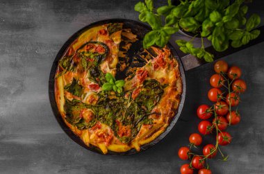 Fırında sebze frittata