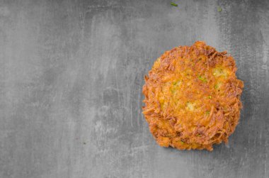 Patates gözlemesi sarımsaklı