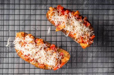 Şeytan tost sebze tavuk peynir