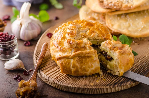 Puff pastry stuffed by camembert — Stock Photo, Image